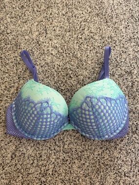 Victoria's Secret Mint and Lavender Lace Demi Bra
